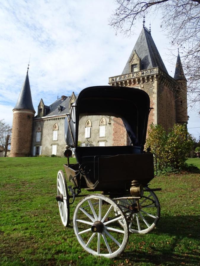 Château de la Forie Saint-Etienne-sur-Usson Exterior foto